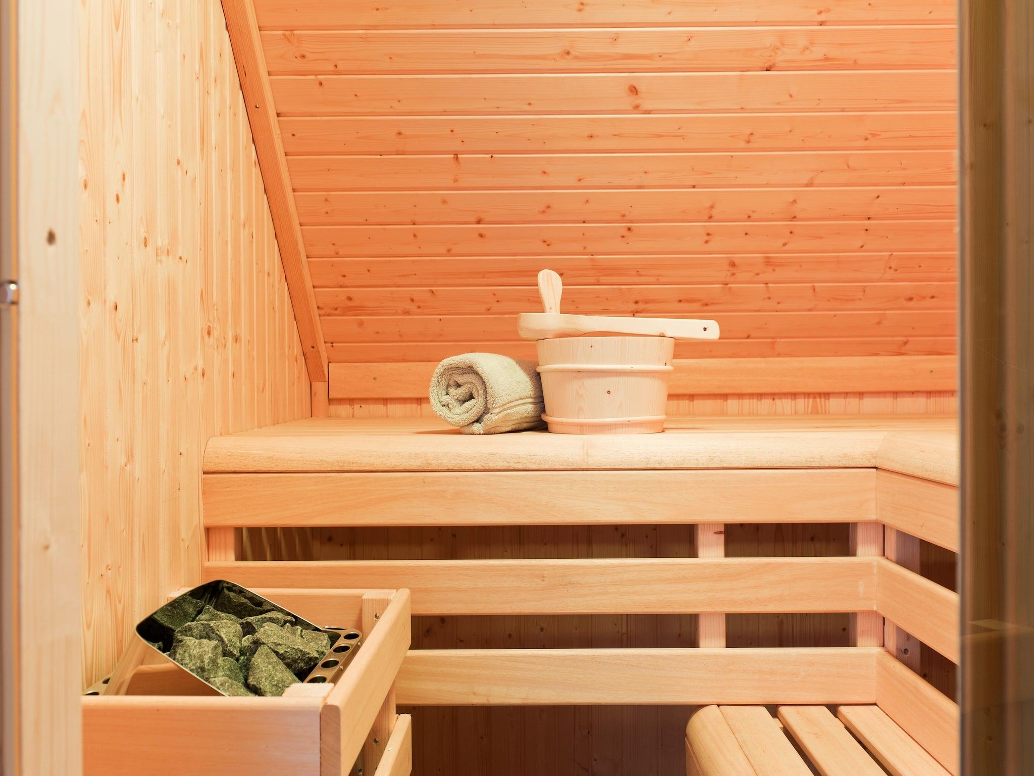 24 pers Pallertshuis Wellness de luxe met sauna en hout gestookte hottub in Groningen - Foto 40 van 40