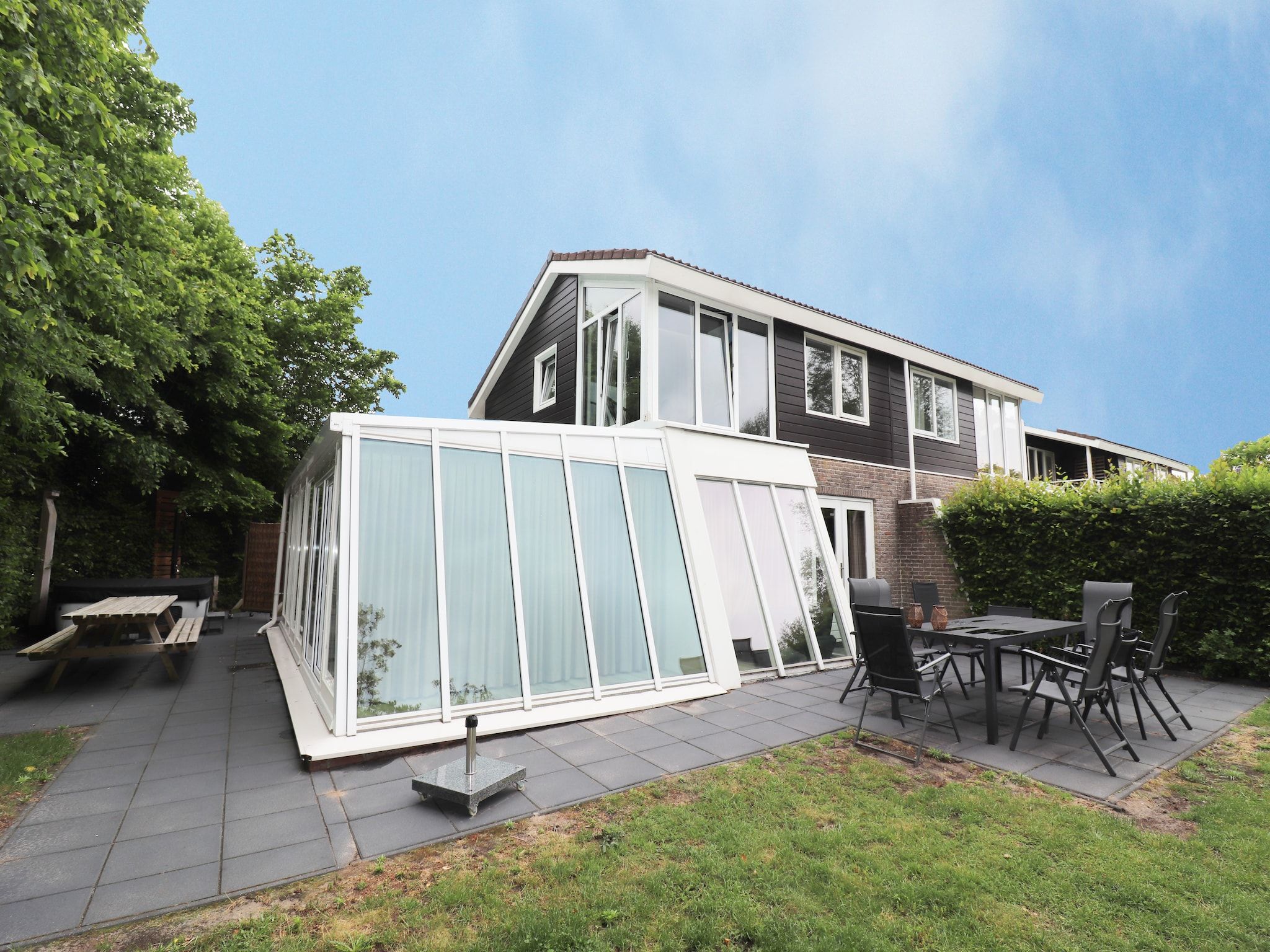 8 pers Metbroekhuis Wellness de luxe met sauna & buitenspa in Groningen - Foto 1 van 31