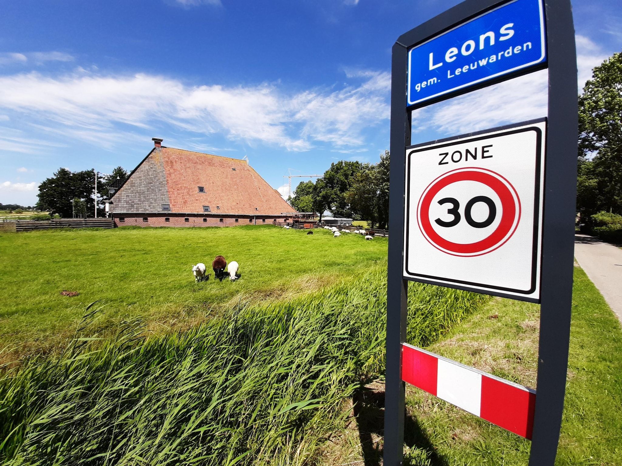 20 persoons villa 7 en 8 in Leons - Foto 40 van 40