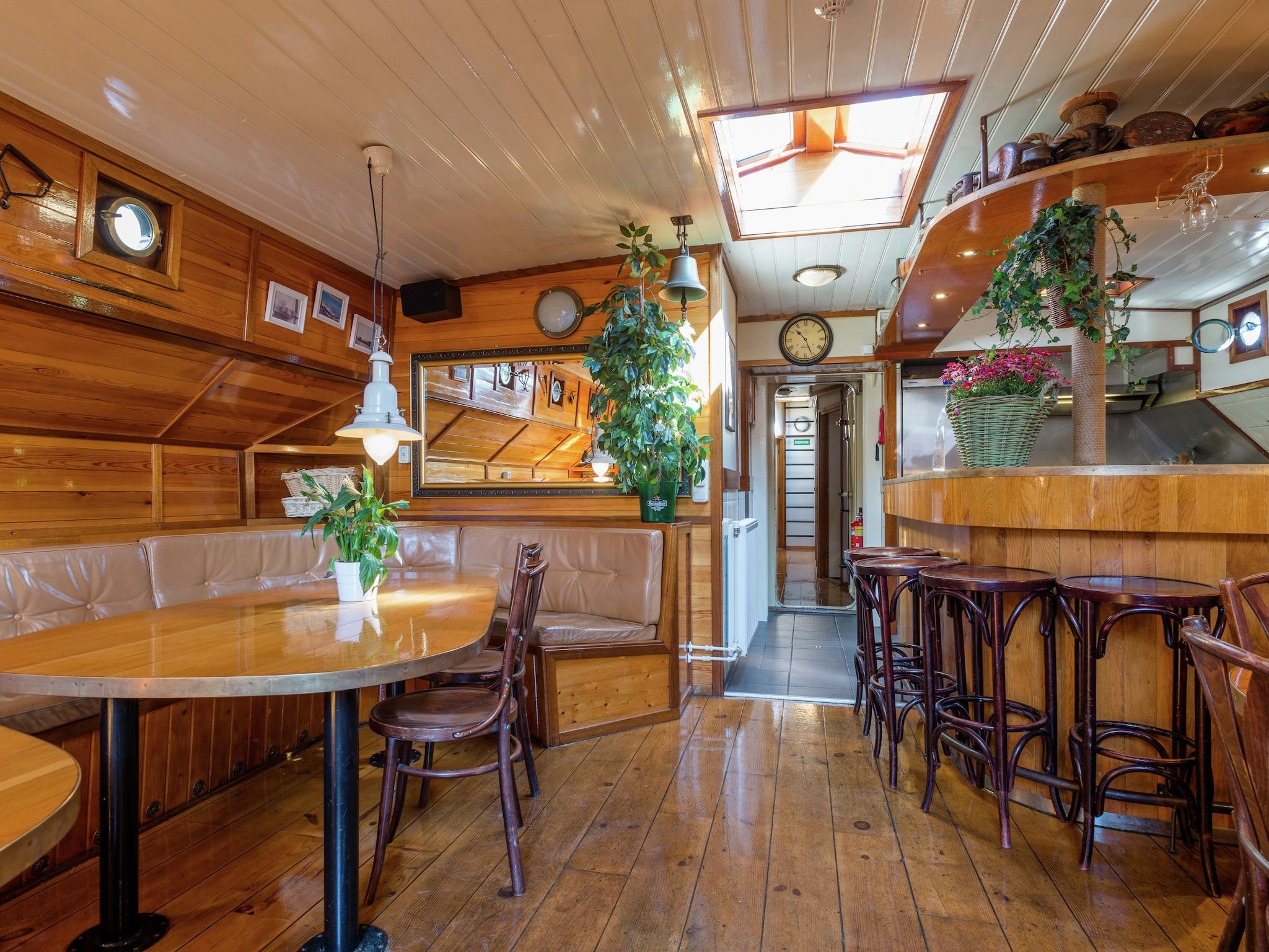 Korevaer in Leiden - Foto 1 van 40